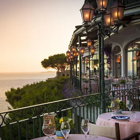 Il San Pietro Di بوسيتانو